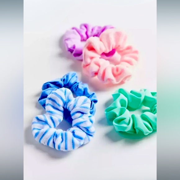 Urban Outfitters Pastel Colored Scrunchie Set 5 - Picture 1 of 1